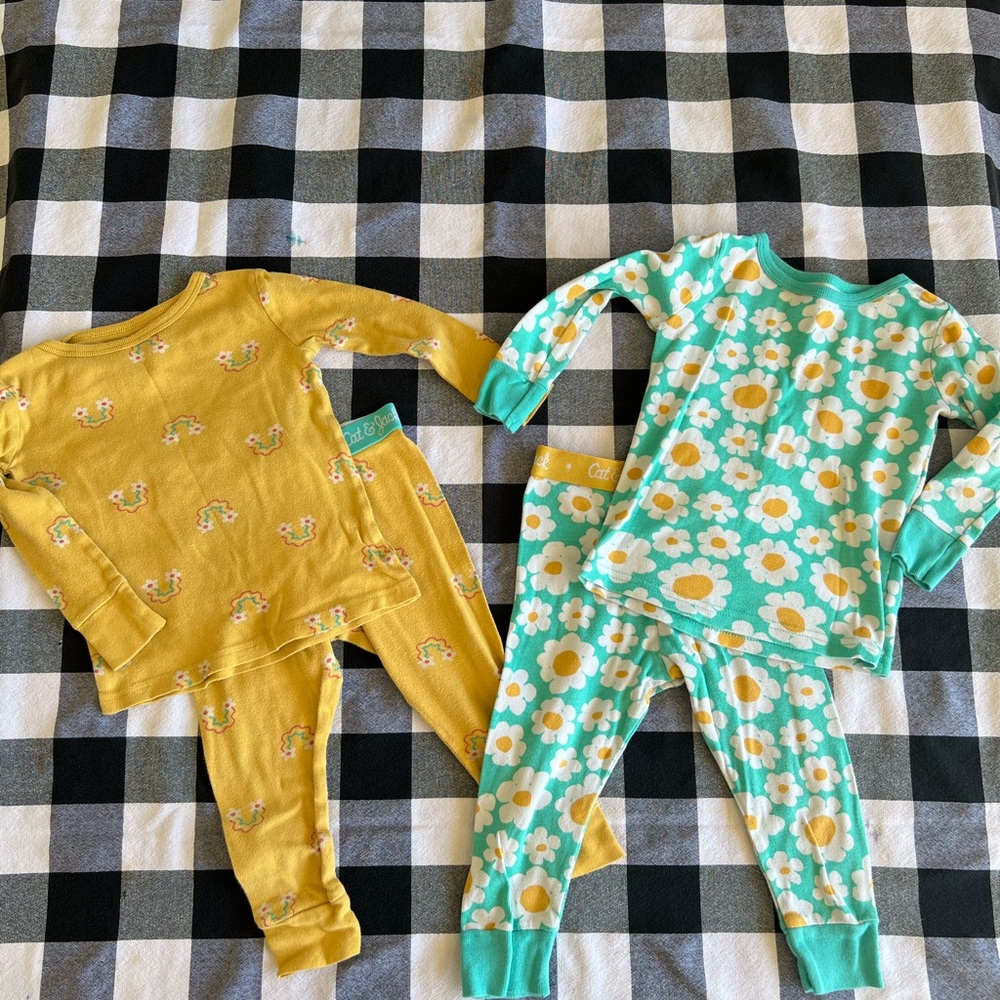 Cat and jack Kids Pajamas Set - Yellow and Green Floral